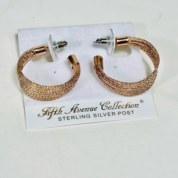 Fifth Avenue Collection Rose Gold Textured Hoop Earrings Moni Rays - Picture 2 of 8